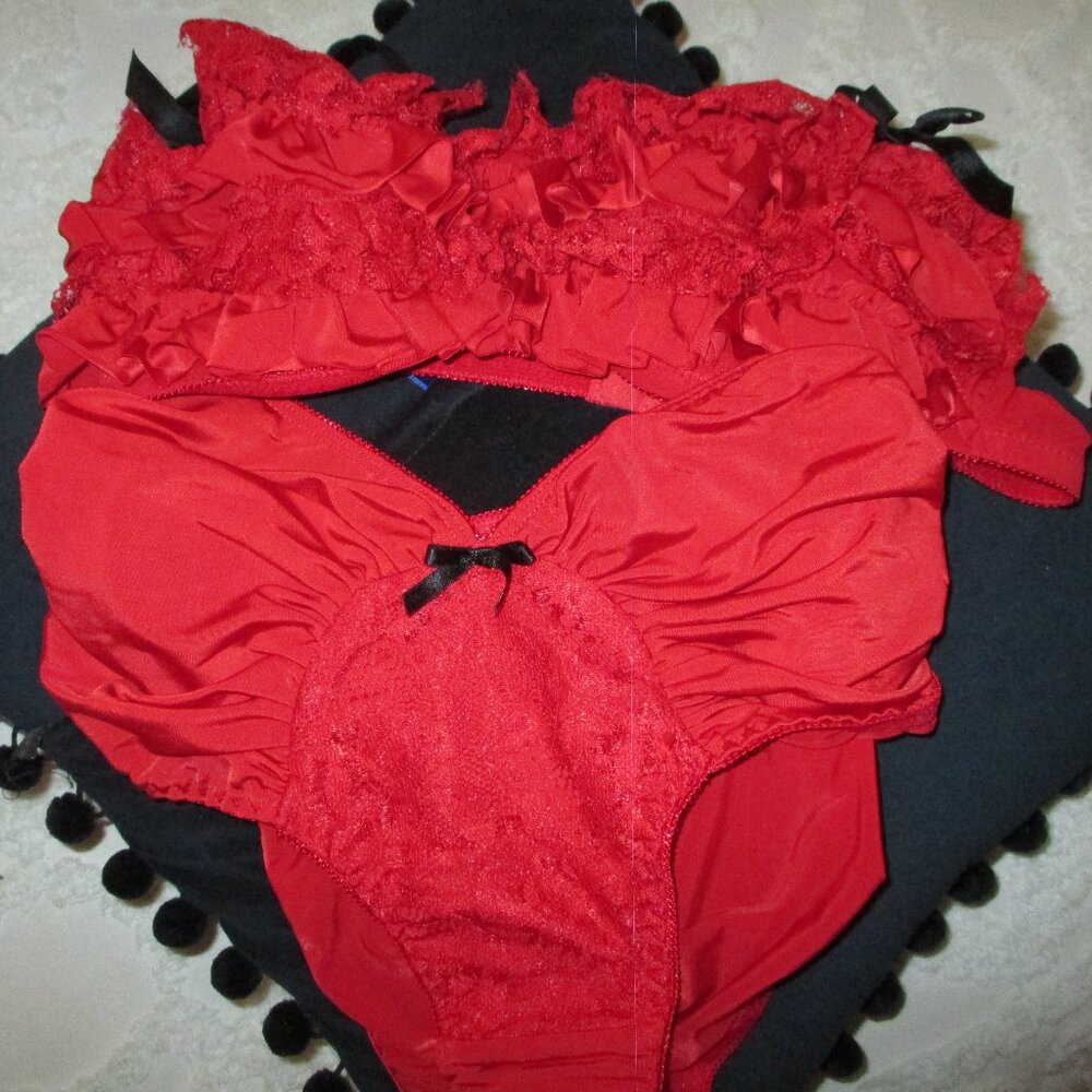 Rhonda Shear Set